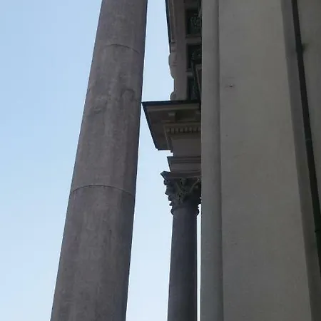 度假居 In Palazzo Antico